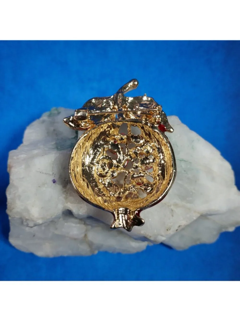 Stunning pomegranate fruit rhinestones brooch Brand new